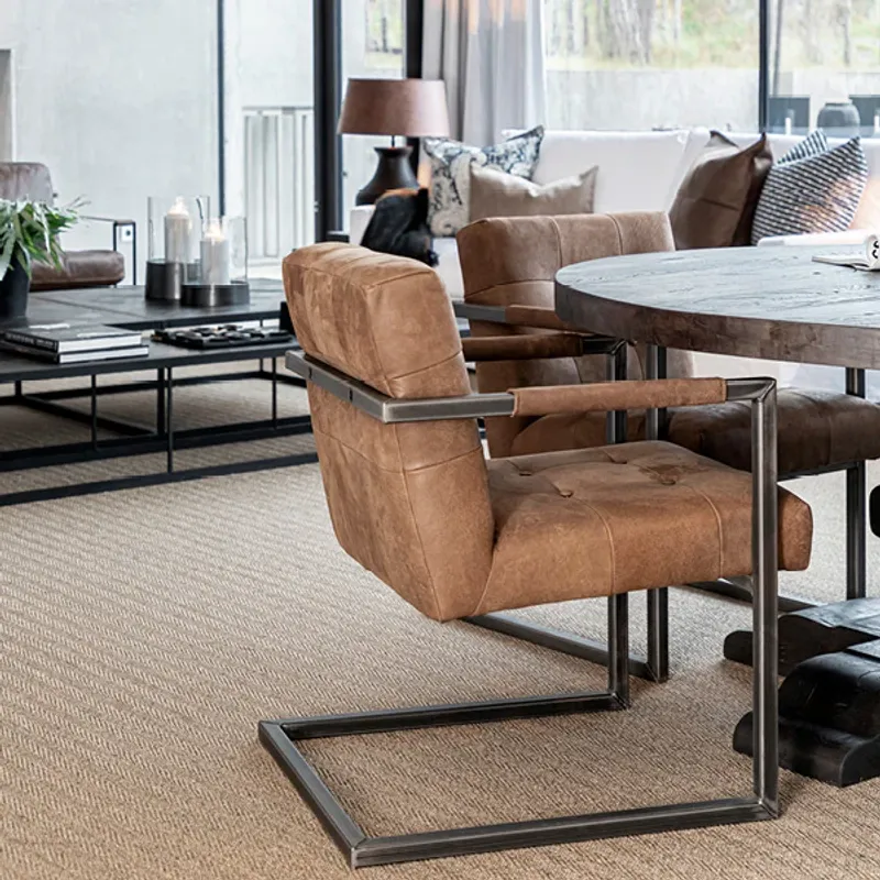 Jed spisestol med armlener i skinn | Artwood