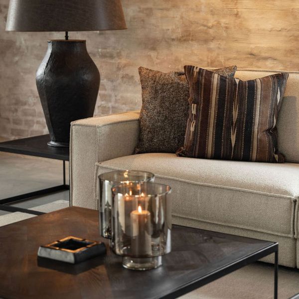 Fiora Svart Bordlampe - Artwood