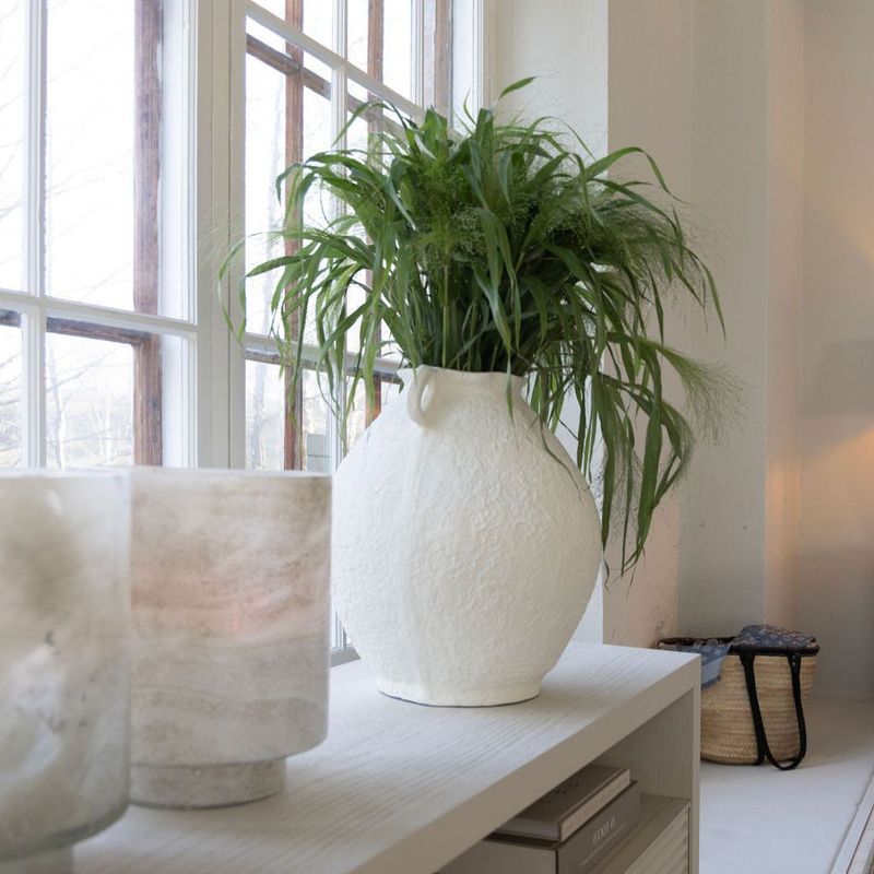 Fiora Ivory Urne - Artwood