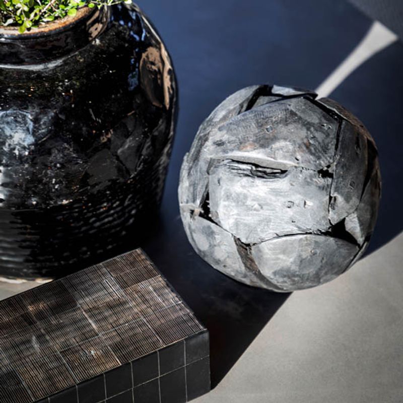Vail Globe Svart - Artwood